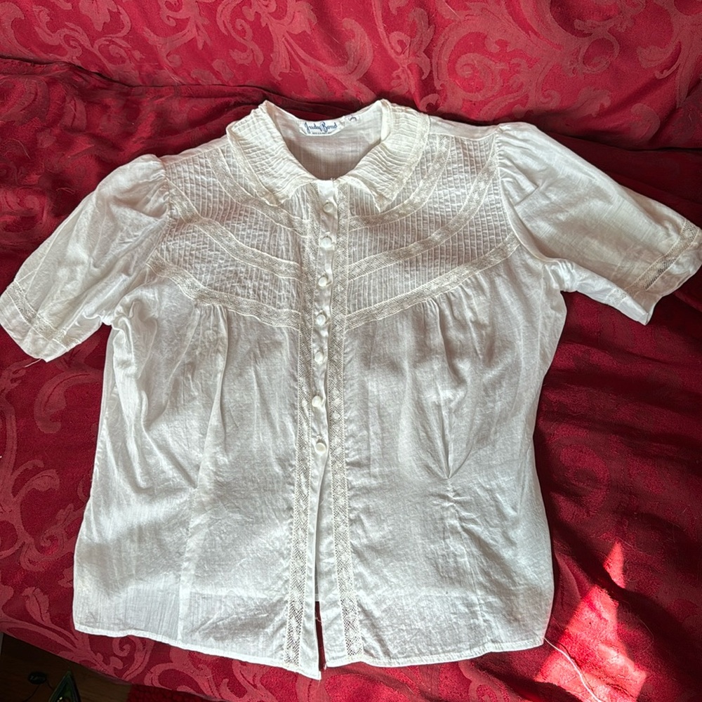 Vintage Judy Bond white cotton top size 38